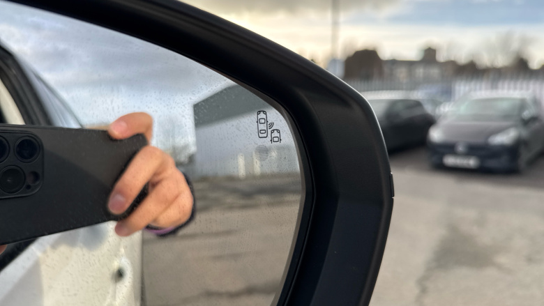 Vauxhall Grandland X 1.2 Turbo SRi Nav 5dr Petrol Hatchback